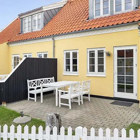 Holiday House Downtown 3-bedroom - Sonderstrand شقة سكاغن