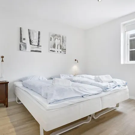 Holiday House Downtown 3-bedroom - Sonderstrand * سكاغن