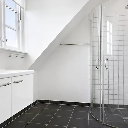 Holiday House Downtown 3-bedroom - Sonderstrand