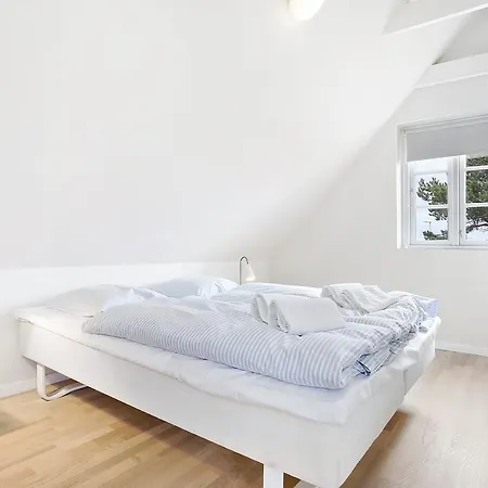Holiday House Downtown 3-bedroom - Sonderstrand *